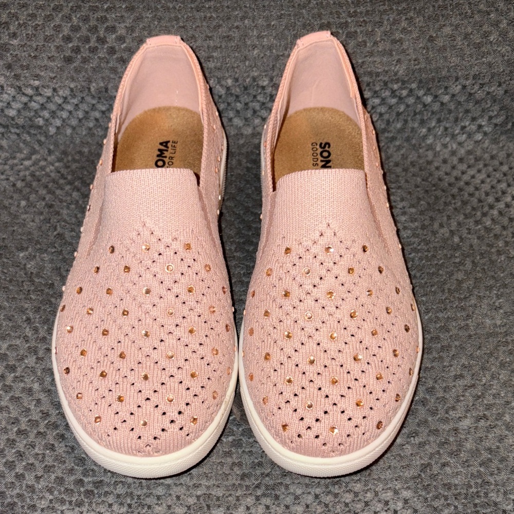 Girls sonoma sneakers